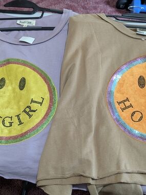 Peach Love California NWT Smiley Face Cropped Sweatshirt Bundle Size L Oversized
